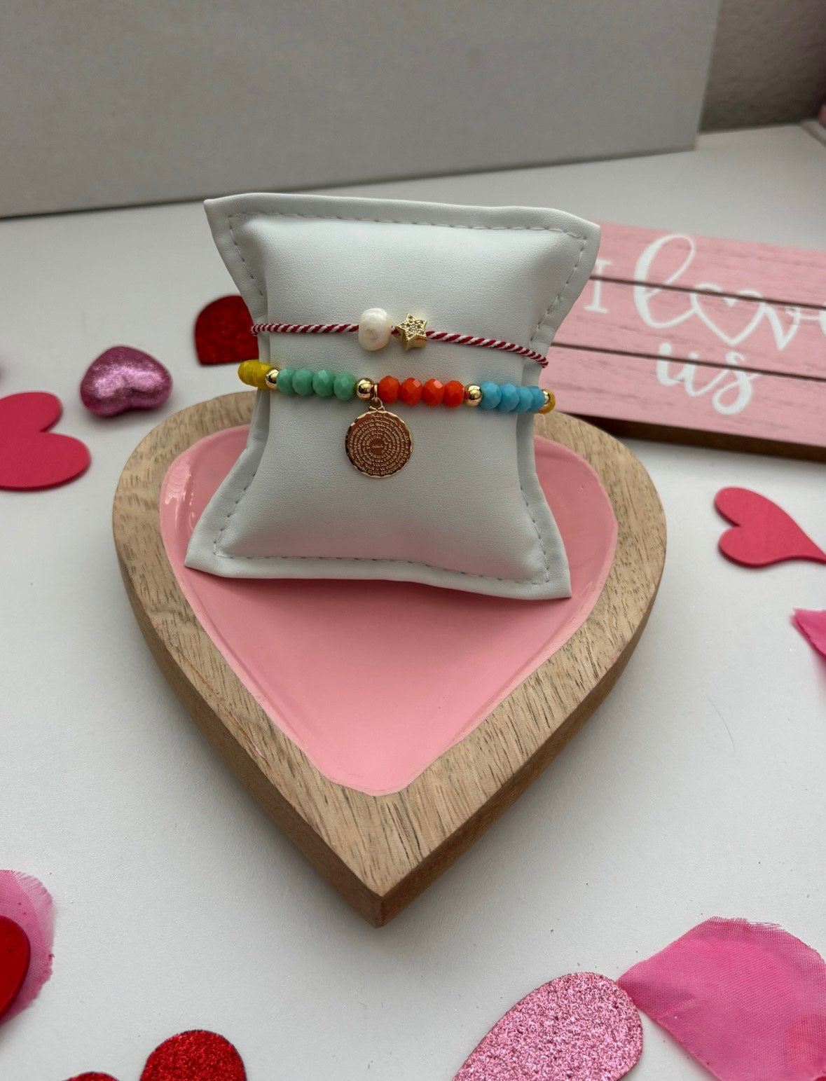 Pulsera con dije del Padre Nuestro