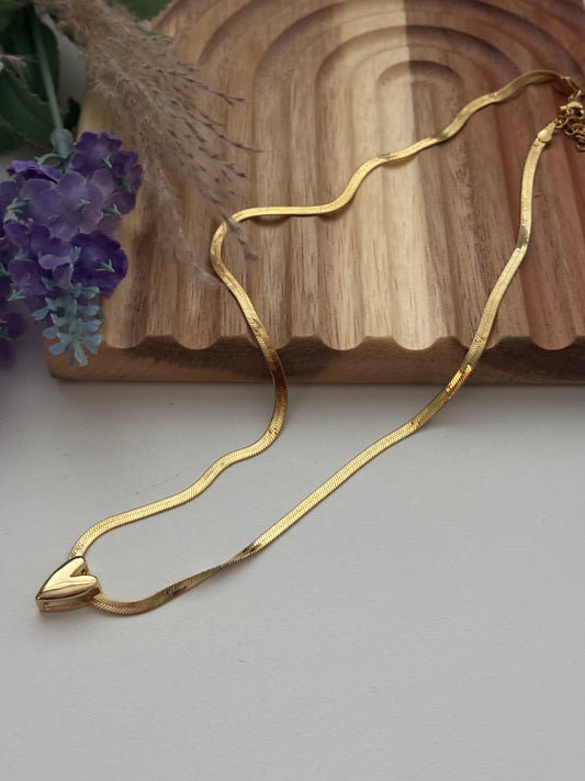 Collar con colgante de corazón